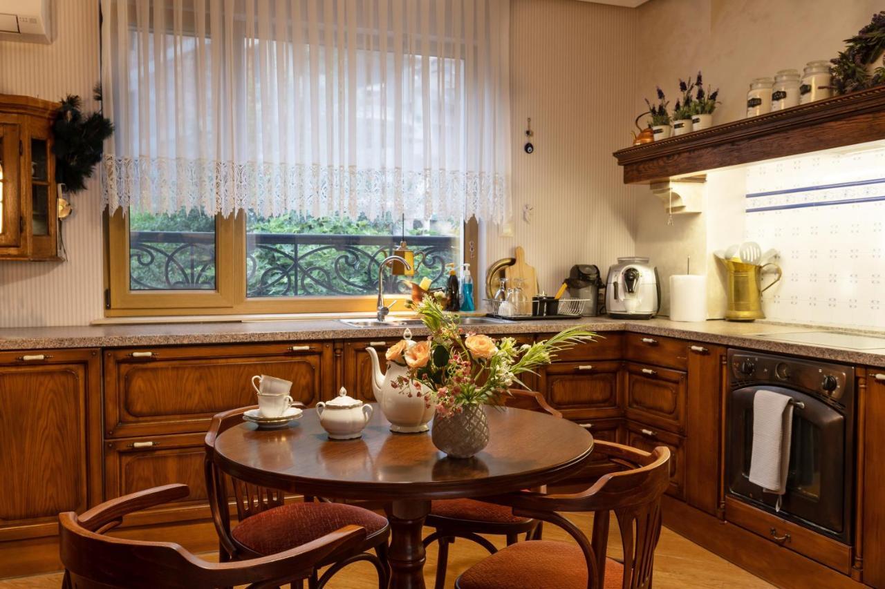 Luxury Private House In City Center Veliko Turnovo Bagian luar foto